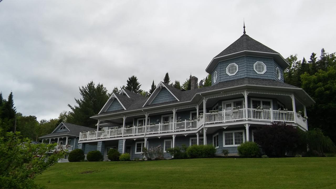 La Maison Bleue Du Lac Wallace Coaticook Exterior foto